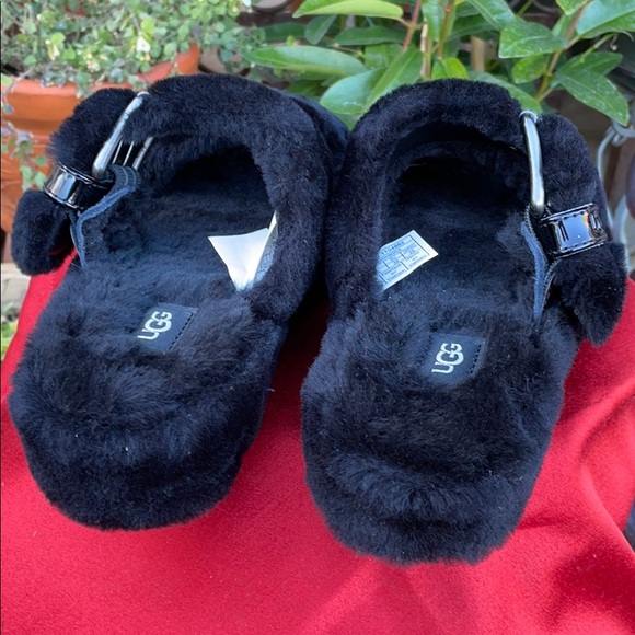 New UGG Brand Black Fuzz Yeah Slides Sz 8 - Picture 12 of 16